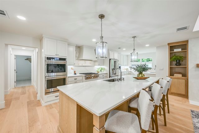 4517 Goodfellow Drive, Dallas, TX 75229