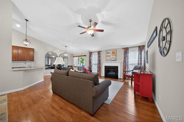 329 Gullane Drive, St Charles, MO 63301