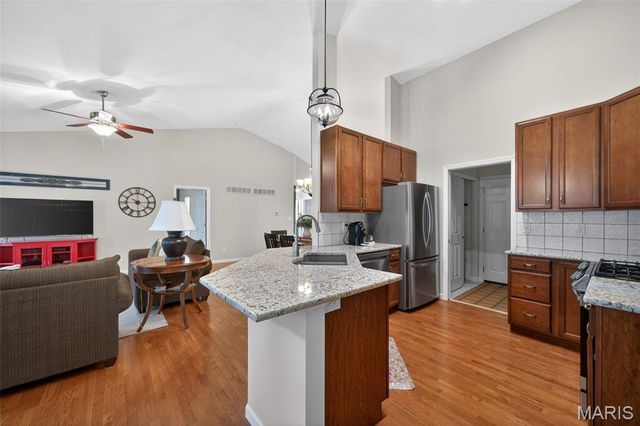 329 Gullane Drive, St Charles, MO 63301