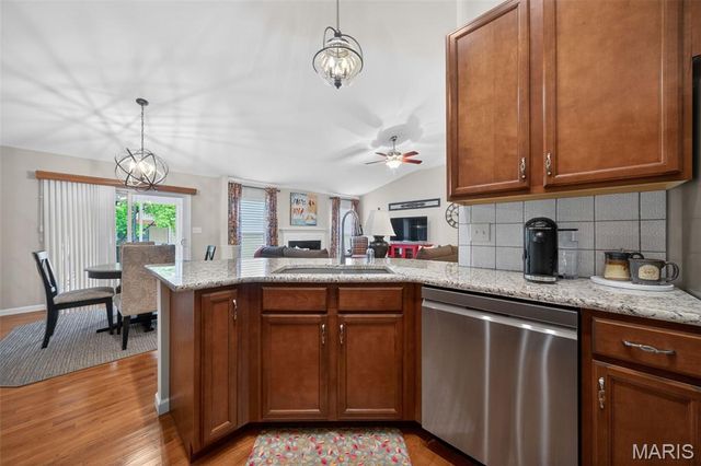 329 Gullane Drive, St Charles, MO 63301