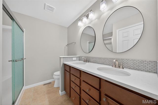 329 Gullane Drive, St Charles, MO 63301