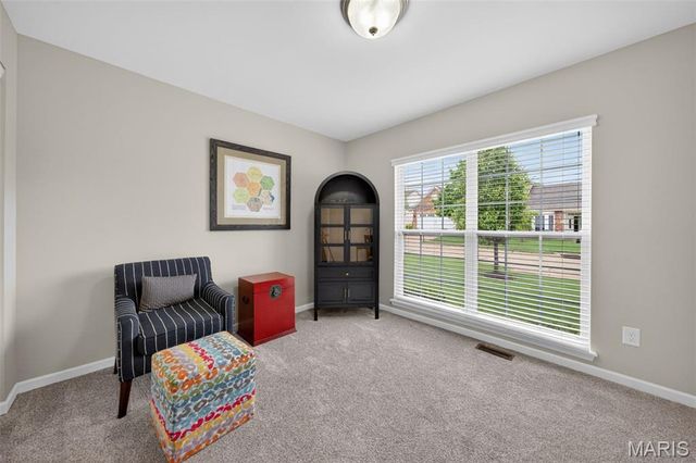 329 Gullane Drive, St Charles, MO 63301