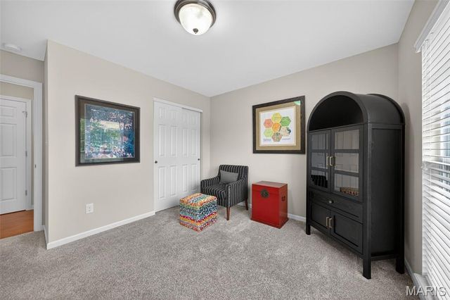 329 Gullane Drive, St Charles, MO 63301