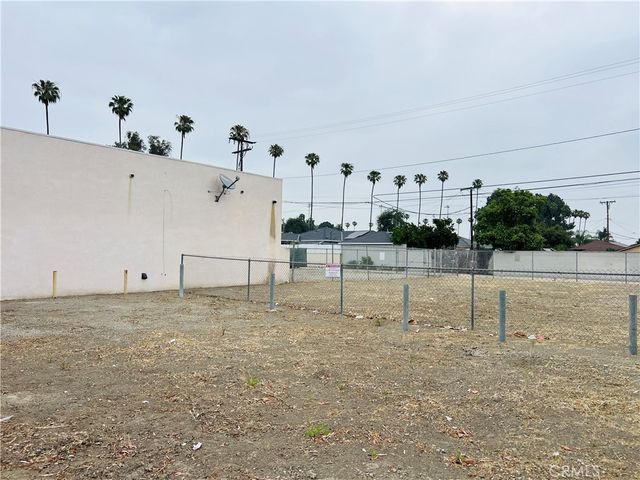 6184 Atlantic Ave, Long Beach, CA 90805