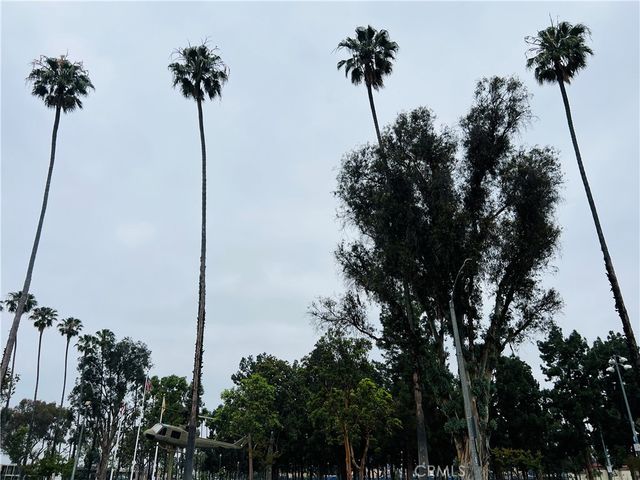 6184 Atlantic Ave, Long Beach, CA 90805
