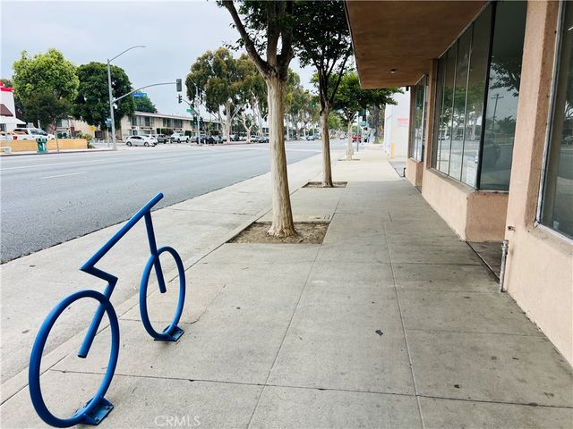 6184 Atlantic Ave, Long Beach, CA 90805