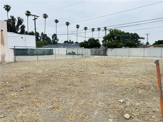 6184 Atlantic Ave, Long Beach, CA 90805
