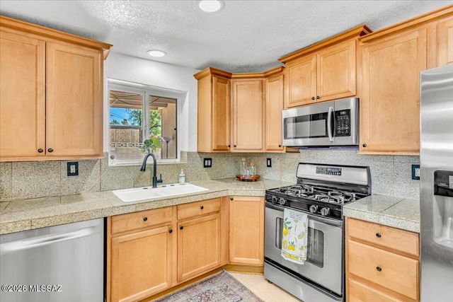 8031 E 17th Place, Tucson, AZ 85710