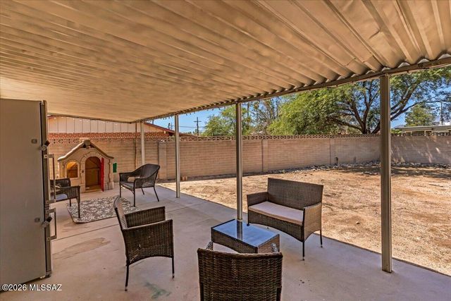8031 E 17th Place, Tucson, AZ 85710