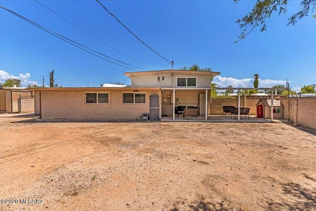 8031 E 17th Place, Tucson, AZ 85710