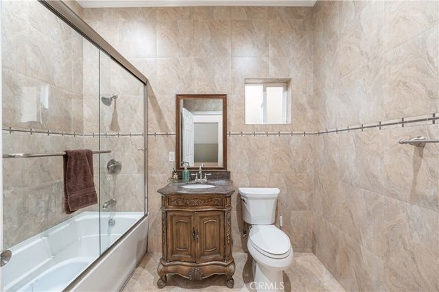 6973 Varna Avenue, Van Nuys, CA 91405