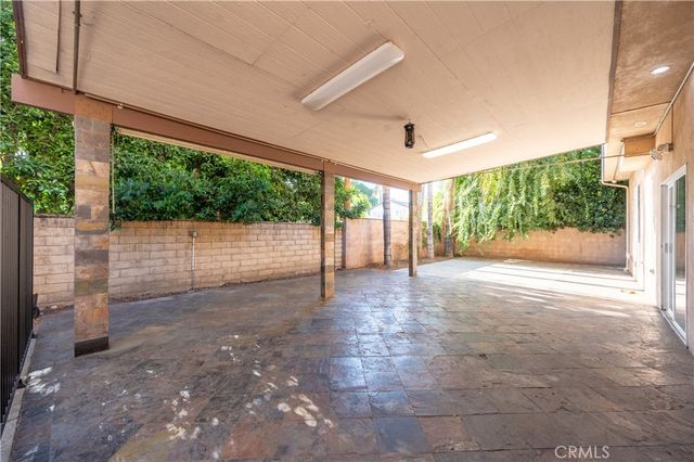 6973 Varna Avenue, Van Nuys, CA 91405