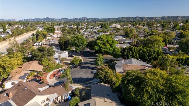6973 Varna Avenue, Van Nuys, CA 91405