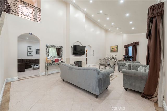 6973 Varna Avenue, Van Nuys, CA 91405