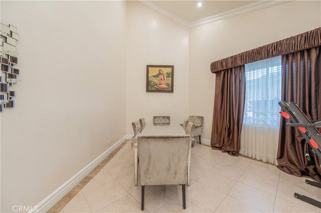 6973 Varna Avenue, Van Nuys, CA 91405