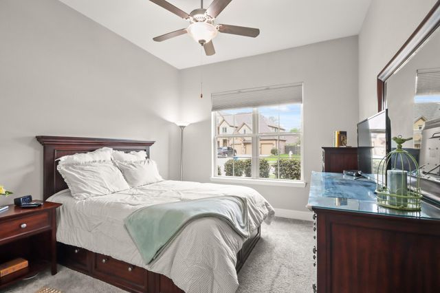 3422 Oakheath Manor Way, Houston, TX 77365