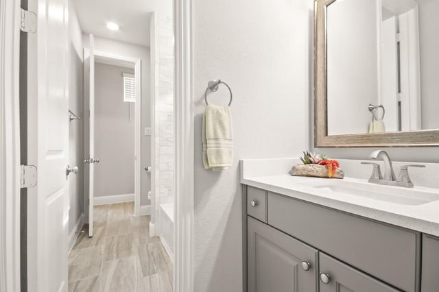 3422 Oakheath Manor Way, Houston, TX 77365