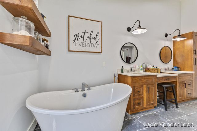 7385 14 Mile Road NE, Rockford, MI 49341