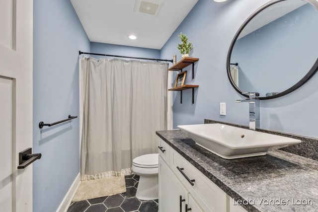 7385 14 Mile Road NE, Rockford, MI 49341