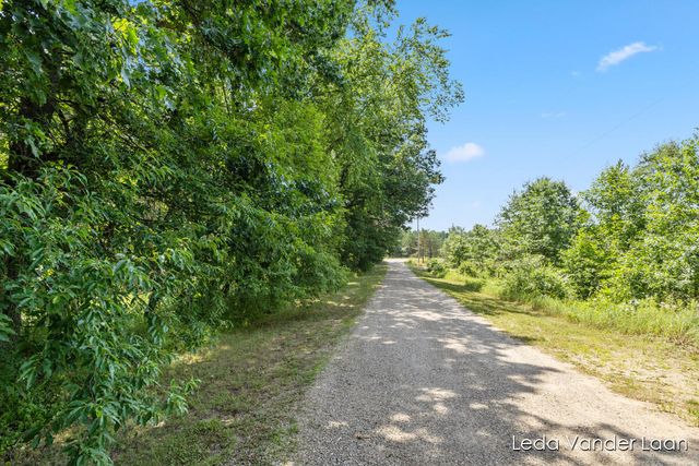 7385 14 Mile Road NE, Rockford, MI 49341