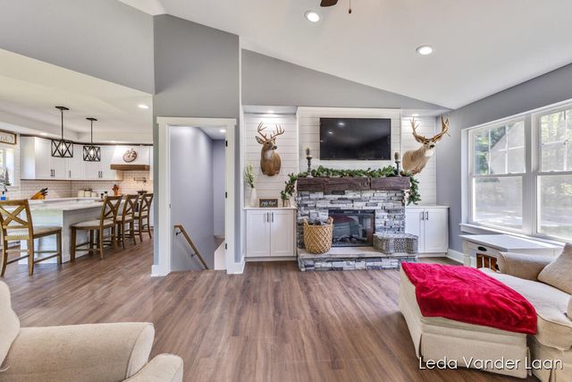 7385 14 Mile Road NE, Rockford, MI 49341