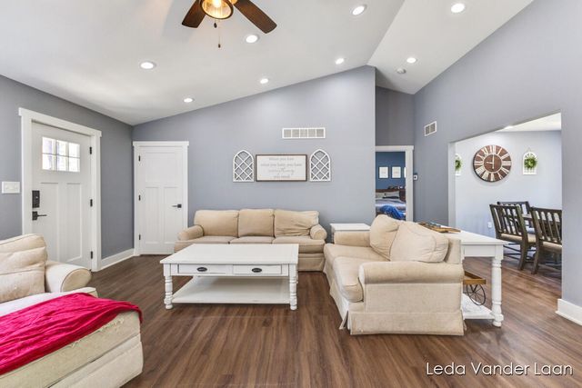 7385 14 Mile Road NE, Rockford, MI 49341