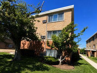 5586 S Archer Avenue 2c, Chicago, IL 60638