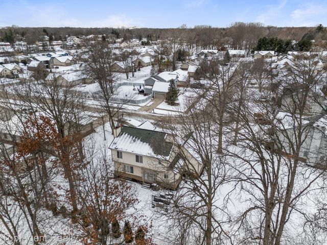 2601 Dagner Drive, Westland, MI 48186