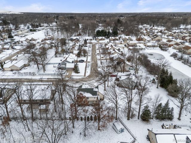 2601 Dagner Drive, Westland, MI 48186