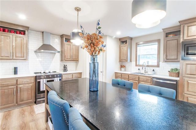 1399 NW 460th Road, Holden, MO 64040