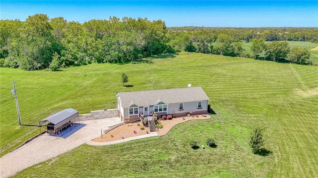 1399 NW 460th Road, Holden, MO 64040