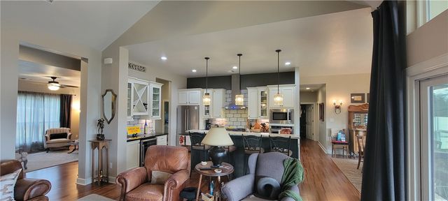 3104 Stonewood Drive, Franklin, TX 77856