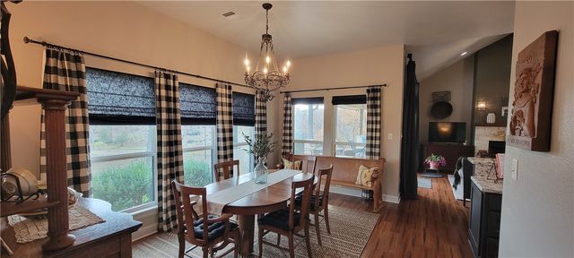 3104 Stonewood Drive, Franklin, TX 77856