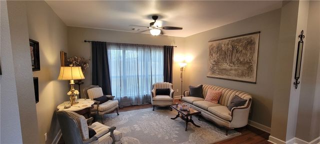 3104 Stonewood Drive, Franklin, TX 77856