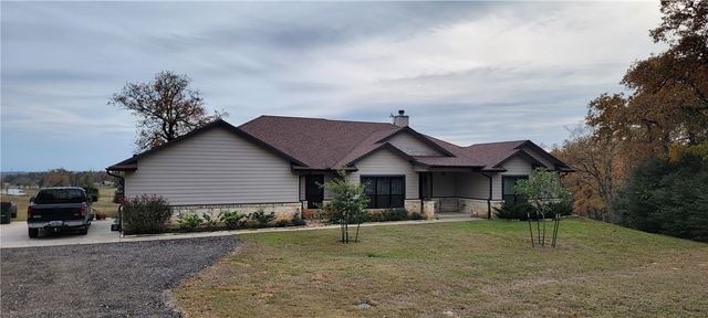 3104 Stonewood Drive, Franklin, TX 77856