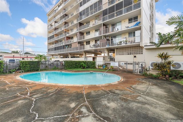 950 Lehua Avenue 301, Pearl City, HI 96782