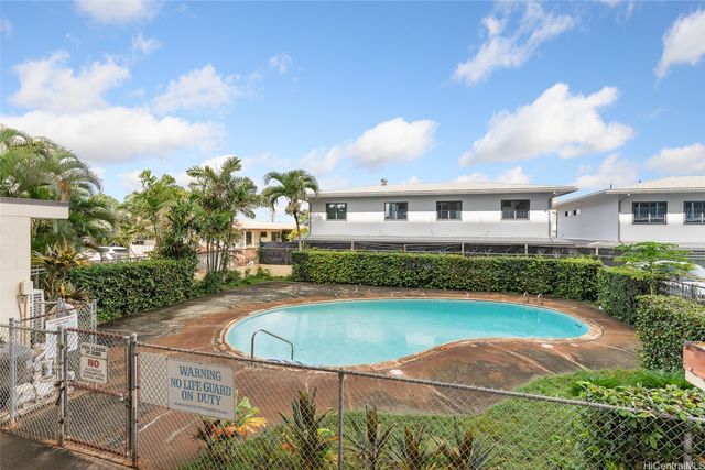 950 Lehua Avenue 301, Pearl City, HI 96782
