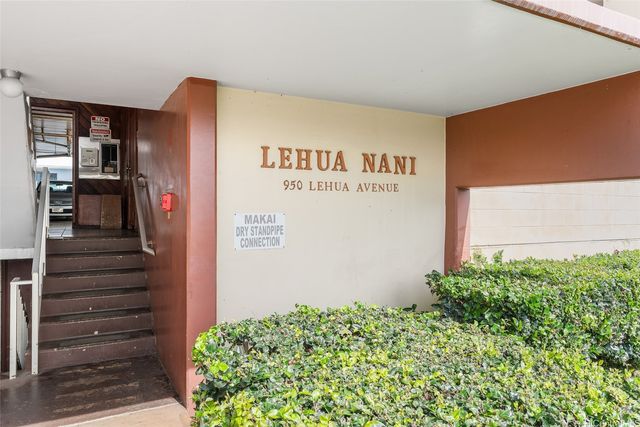 950 Lehua Avenue 301, Pearl City, HI 96782
