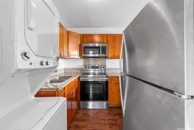 950 Lehua Avenue 301, Pearl City, HI 96782