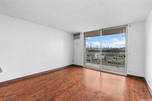 950 Lehua Avenue 301, Pearl City, HI 96782