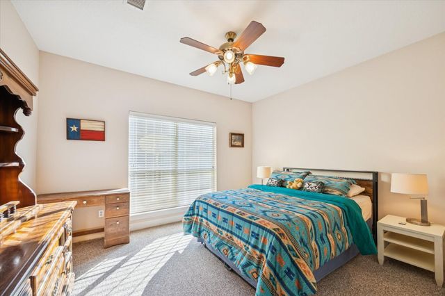 32410 Phyling Rd, Waller, TX 77484