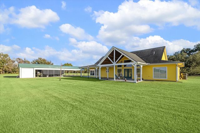 32410 Phyling Rd, Waller, TX 77484