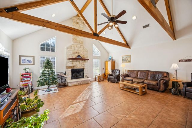 32410 Phyling Rd, Waller, TX 77484