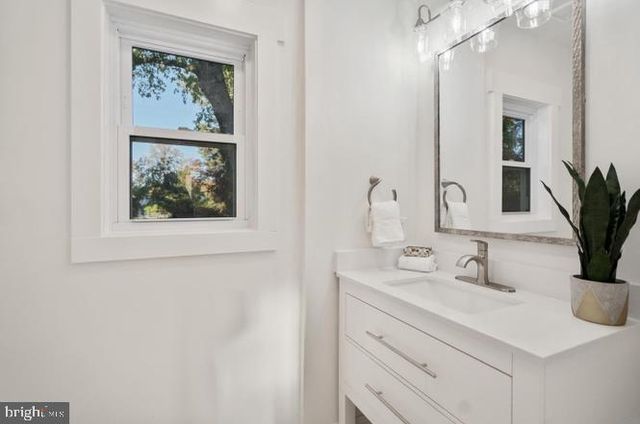 4420 PARK RD, Alexandria, VA 22312