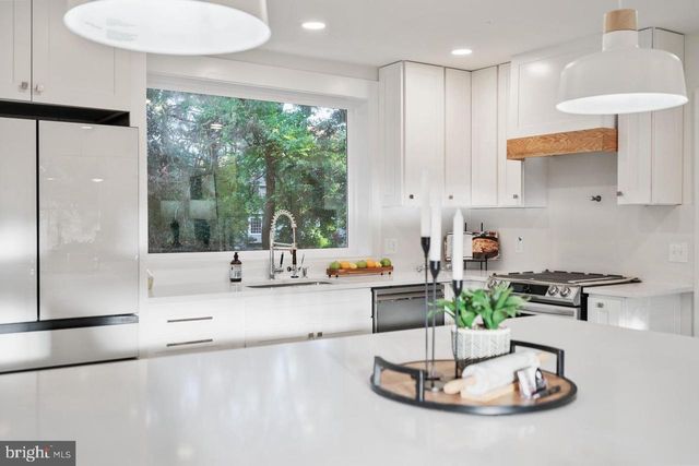 4420 PARK RD, Alexandria, VA 22312