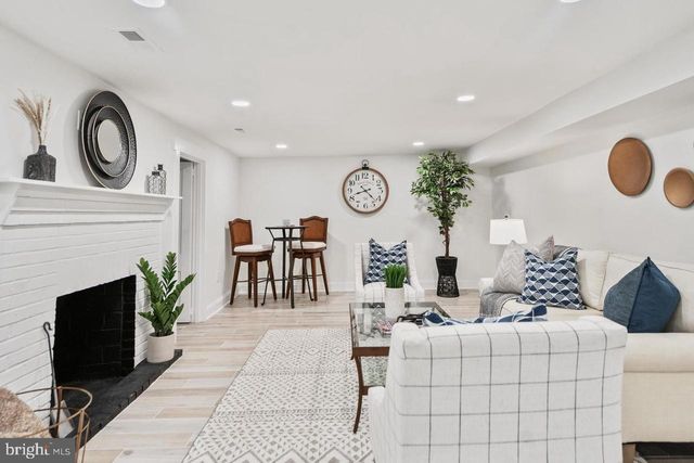 4420 PARK RD, Alexandria, VA 22312