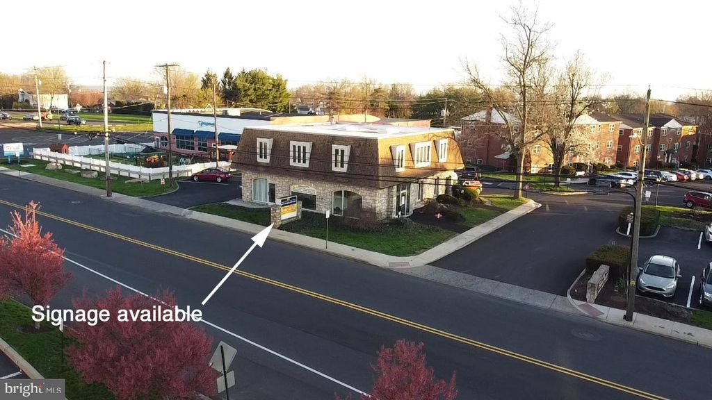 66 S COUNTY LINE RD, Souderton, PA 18964