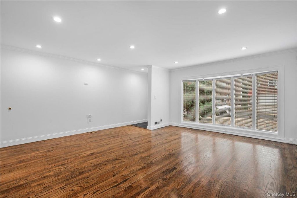 1481 Stadium Avenue, Bronx, NY 10465 — photo 3