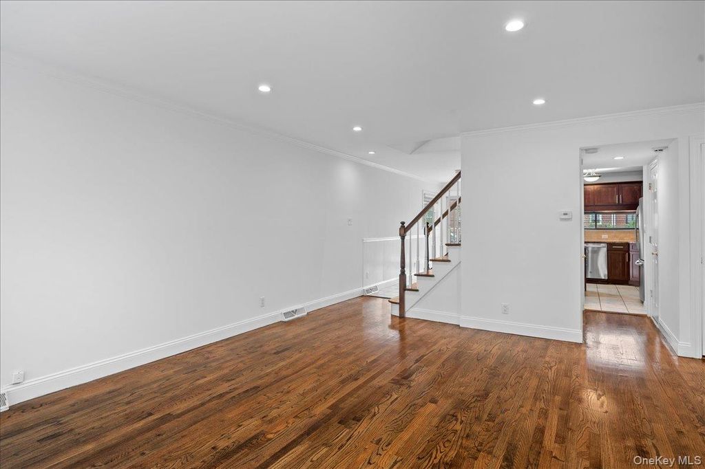 1481 Stadium Avenue, Bronx, NY 10465 — photo 5