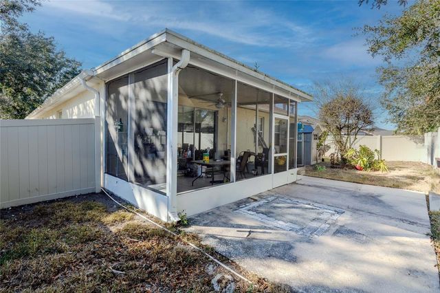 6803 GUILFORD CREST DRIVE, Apollo Beach, FL 33572